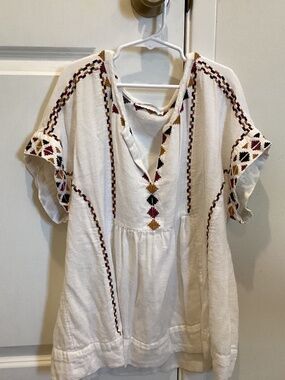 Lucky brand Los Angeles short sleeve shirt, size M.